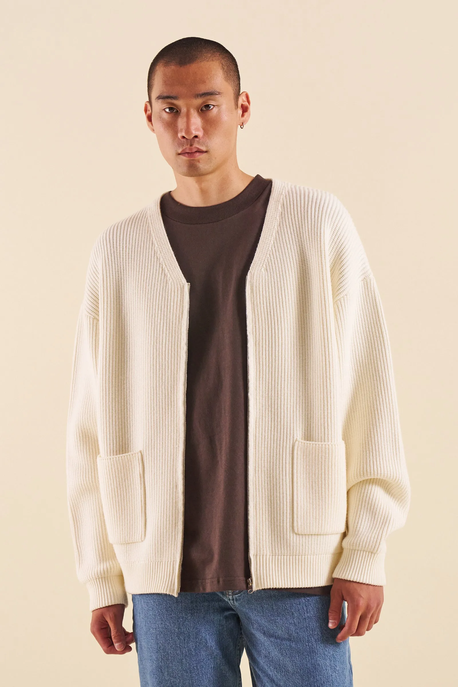 ECRU HEAVY KNITTED CARDIGAN