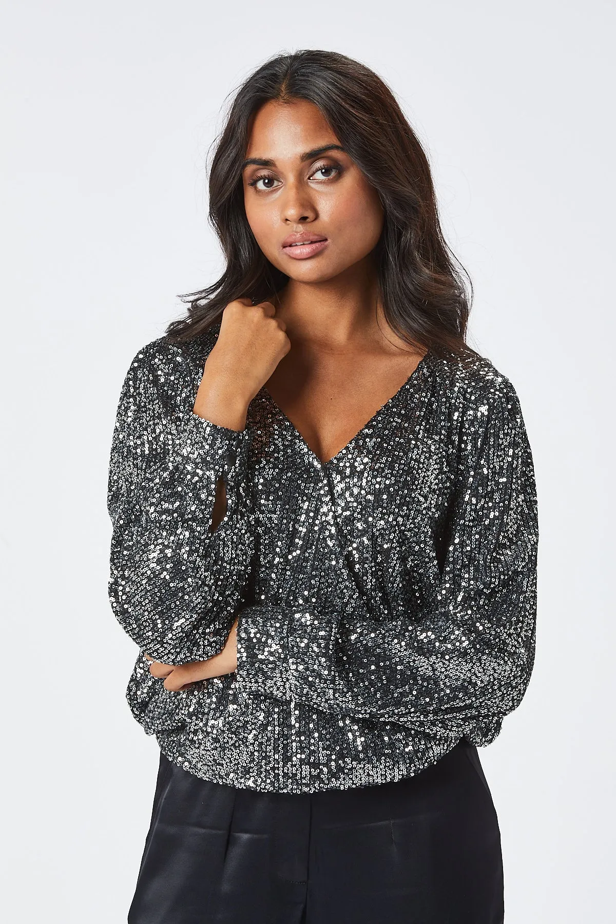 ELSIE WRAP SEQUIN BLOUSE (GREY)