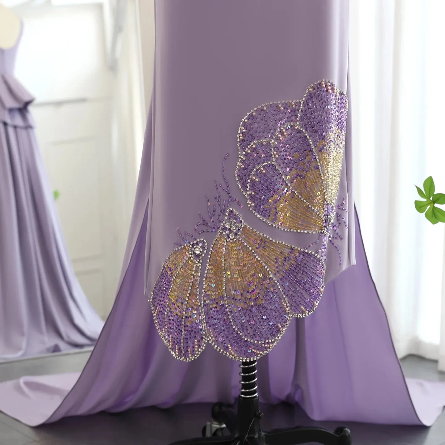 Luxury Butterfly Beaded Scalloped Evening Dress