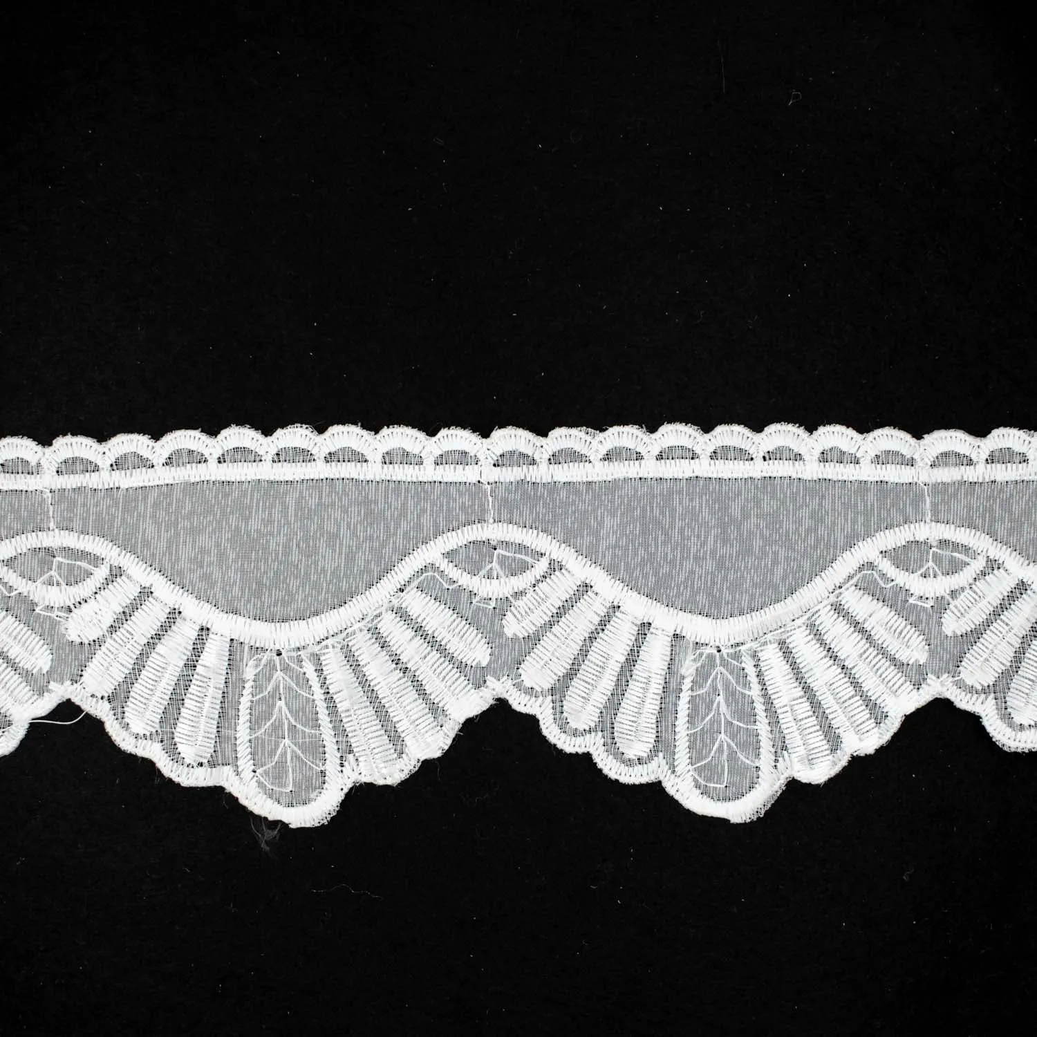 Scalloped Embroidered Voil White Lace Trim 10cm