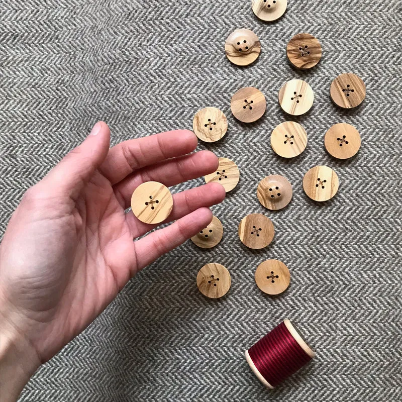 Wooden Buttons 002 wholesale (50pcs)